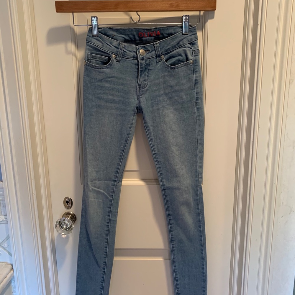 Delias light wash skinny jeans